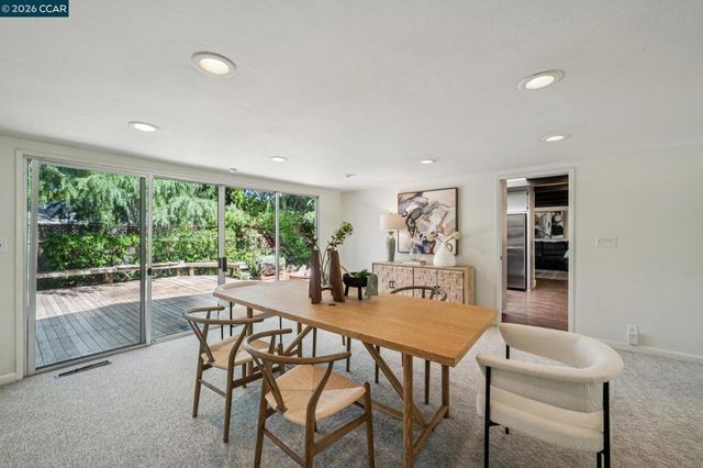 326 Dogwood Dr, Walnut Creek, CA 94598