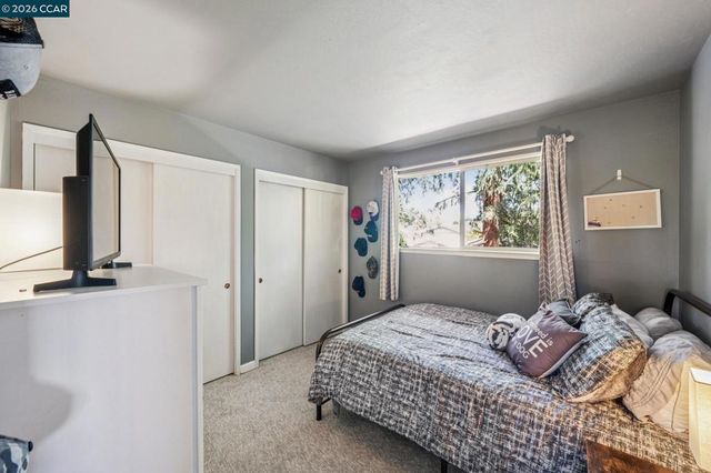 326 Dogwood Dr, Walnut Creek, CA 94598
