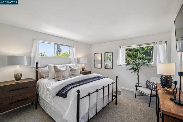 326 Dogwood Dr, Walnut Creek, CA 94598