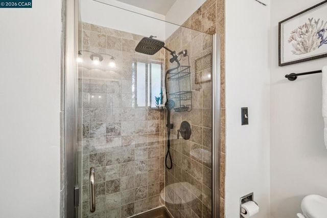 326 Dogwood Dr, Walnut Creek, CA 94598
