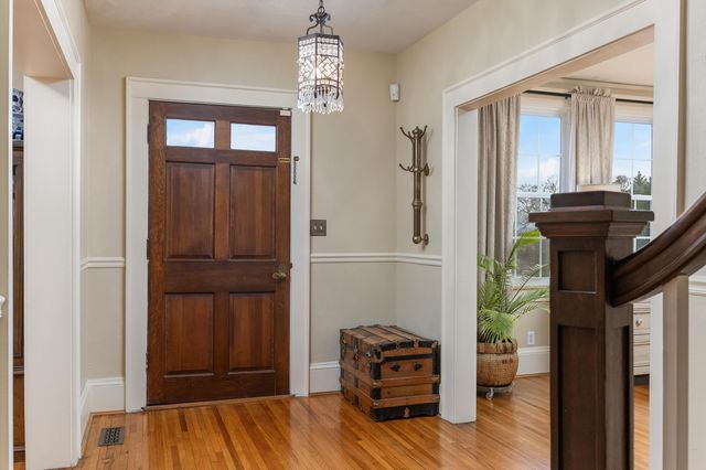 301 Ridge Avenue, Chattanooga, TN 37404