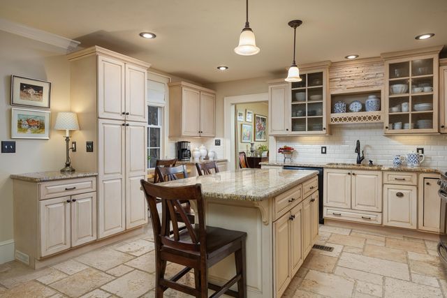 301 Ridge Avenue, Chattanooga, TN 37404