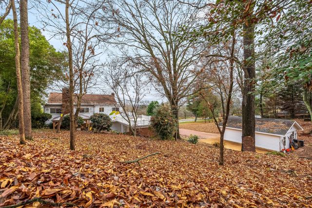 301 Ridge Avenue, Chattanooga, TN 37404