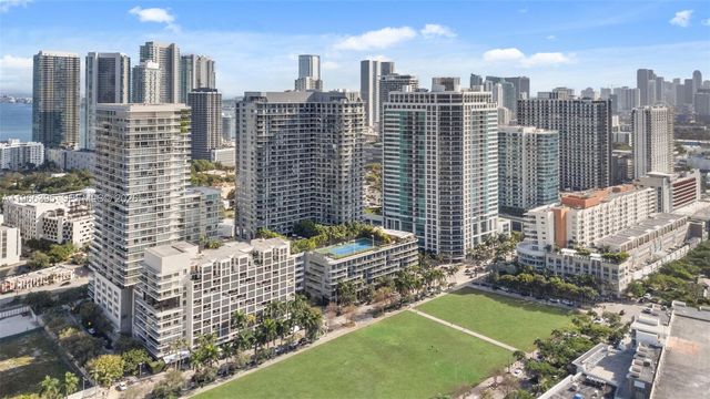 3470 E Coast Ave PH102, Miami, FL 33137