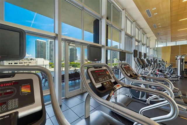 3470 E Coast Ave PH102, Miami, FL 33137