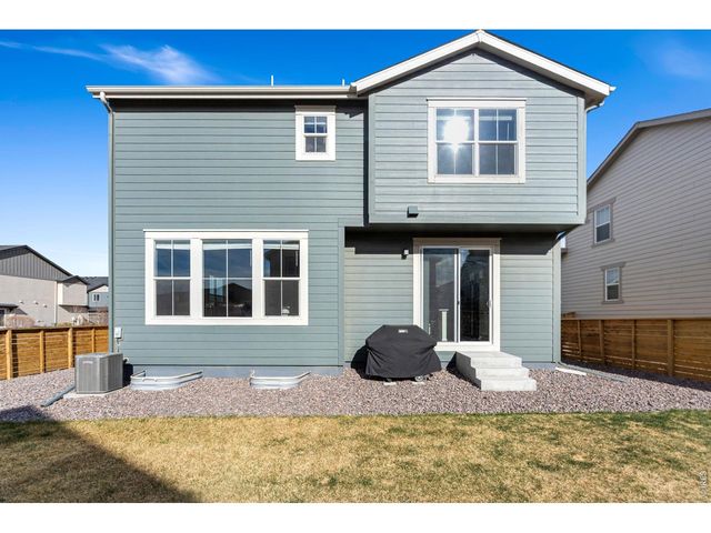 569 Navion Ln, Fort Collins, CO 80524