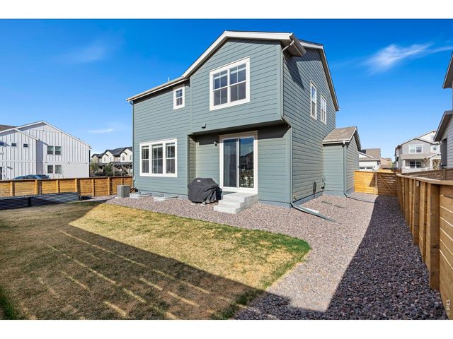 569 Navion Ln, Fort Collins, CO 80524