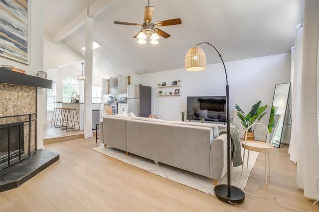 7851 Maiden Lane, Frisco, TX 75035