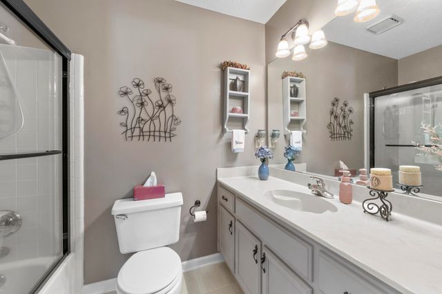 700 LANCELOT LN, Collierville, TN 38017
