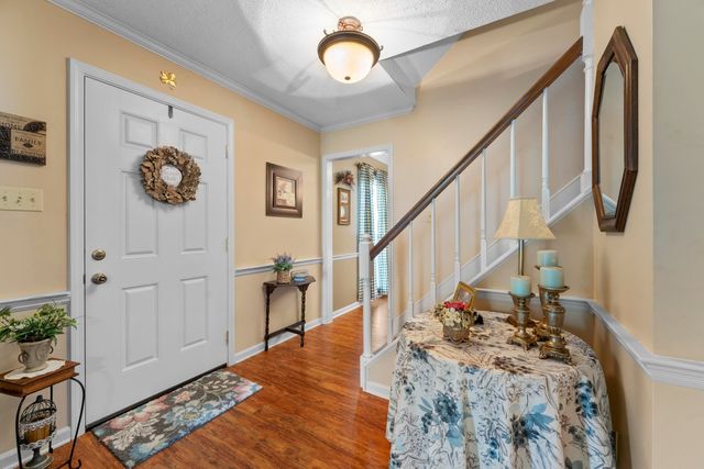 700 LANCELOT LN, Collierville, TN 38017