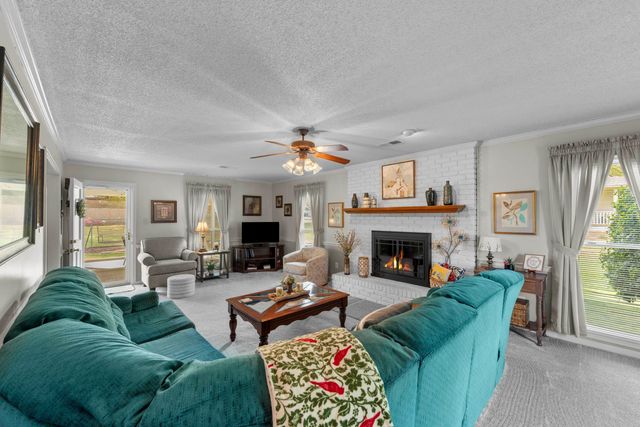 700 LANCELOT LN, Collierville, TN 38017