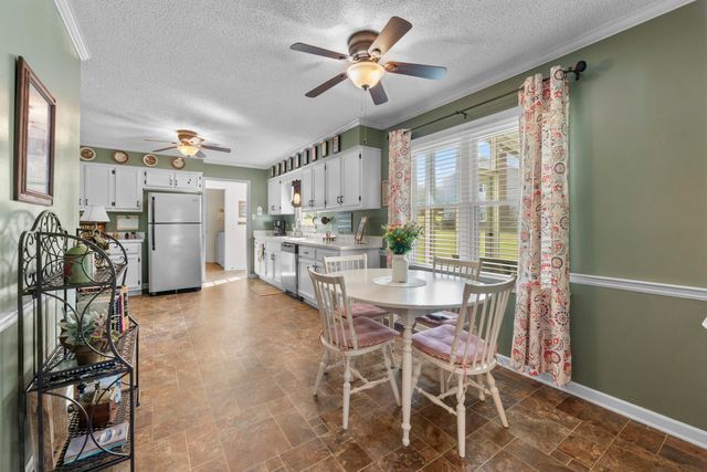 700 LANCELOT LN, Collierville, TN 38017