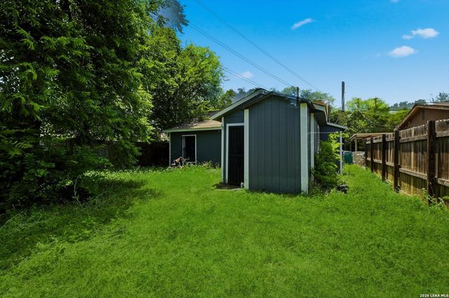 222 Bogle St, San Antonio, TX 78207