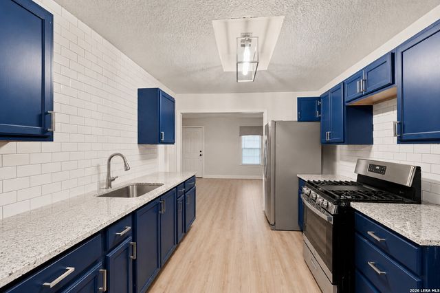 222 Bogle St, San Antonio, TX 78207