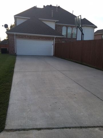 3528 Sweetspring Drive, Carrollton, TX 75007
