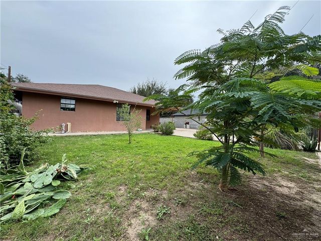 87 Sanchez Drive, Rio Grande City, TX 78582