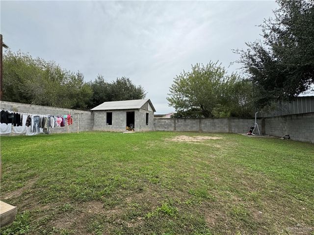 87 Sanchez Drive, Rio Grande City, TX 78582