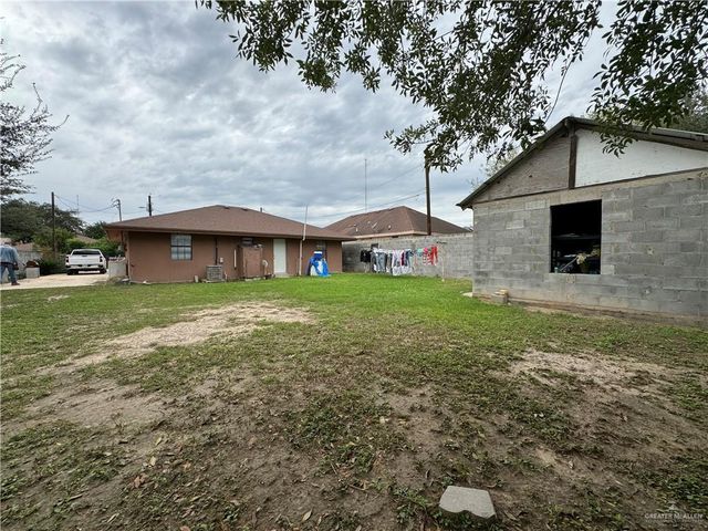 87 Sanchez Drive, Rio Grande City, TX 78582