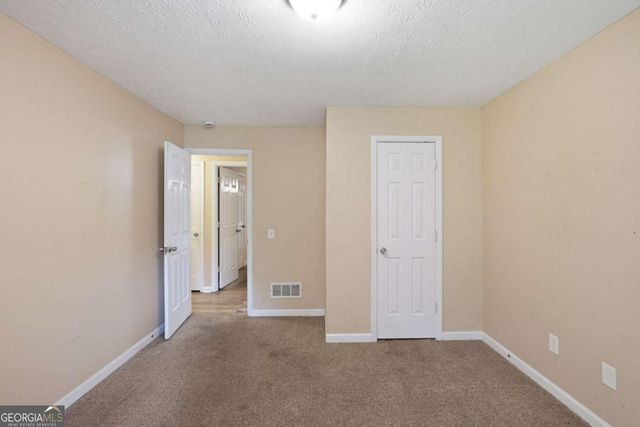 3971 Woodbridge Drive, Snellville, GA 30039