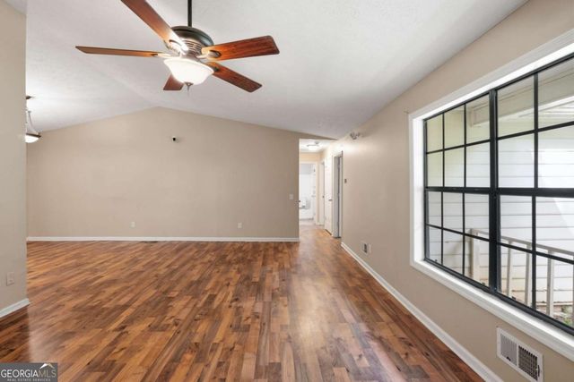 3971 Woodbridge Drive, Snellville, GA 30039