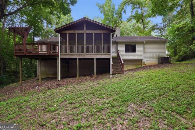 3971 Woodbridge Drive, Snellville, GA 30039