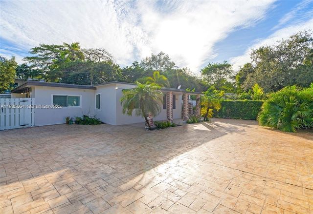 3800 Charles Ter, Miami, FL 33133