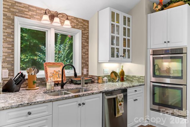 107 Spruce Lane, Zirconia, NC 28790