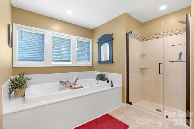 107 Spruce Lane, Zirconia, NC 28790