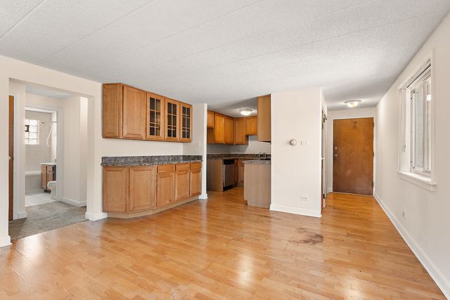 5584 S Archer Avenue 3C, Chicago, IL 60638