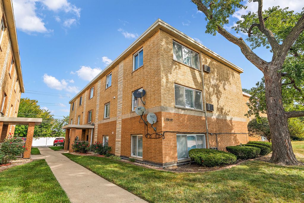 5584 S Archer Avenue 3C, Chicago, IL 60638
