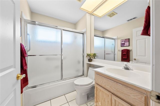 38742 Burgundy Lane, Palm Desert, CA 92211