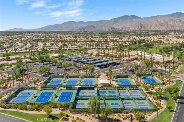 38742 Burgundy Lane, Palm Desert, CA 92211