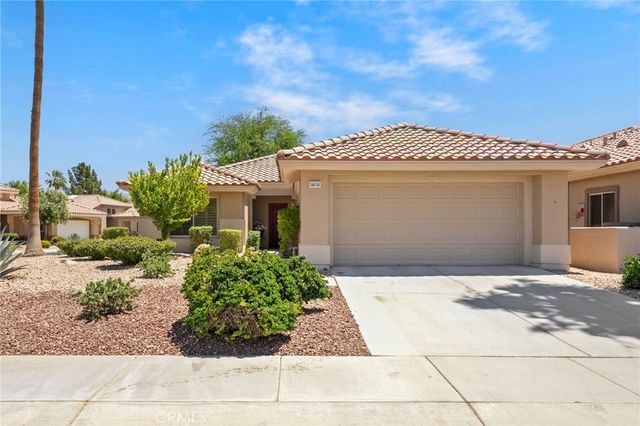 38742 Burgundy Lane, Palm Desert, CA 92211