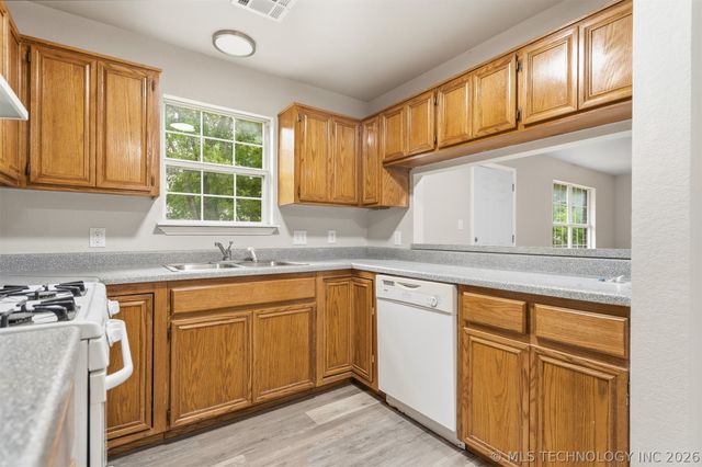 1108 Hailey SW, Ardmore, OK 73401