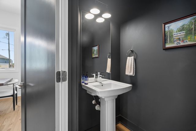 1026 Argyle Ave, Nashville, TN 37203