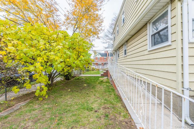 76-04 167th Street, Fresh Meadows, NY 11366