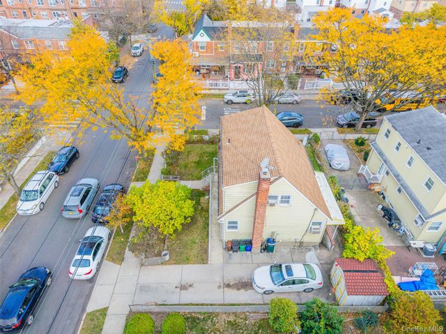 76-04 167th Street, Fresh Meadows, NY 11366