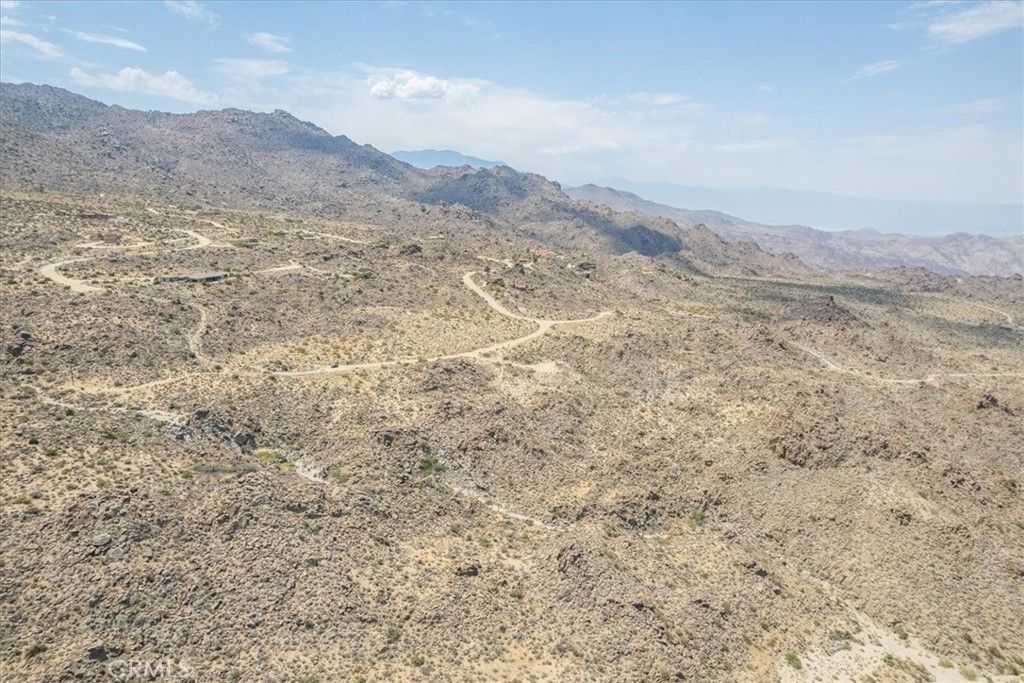 Image 8 of property listing at 15 Desert Calico Way, Mountain Center, CA 92260