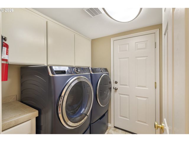 14917 Se BRACKENBUSH Rd, Clackamas, OR 97015