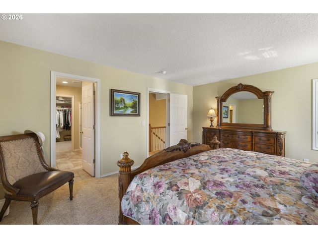 14917 Se BRACKENBUSH Rd, Clackamas, OR 97015