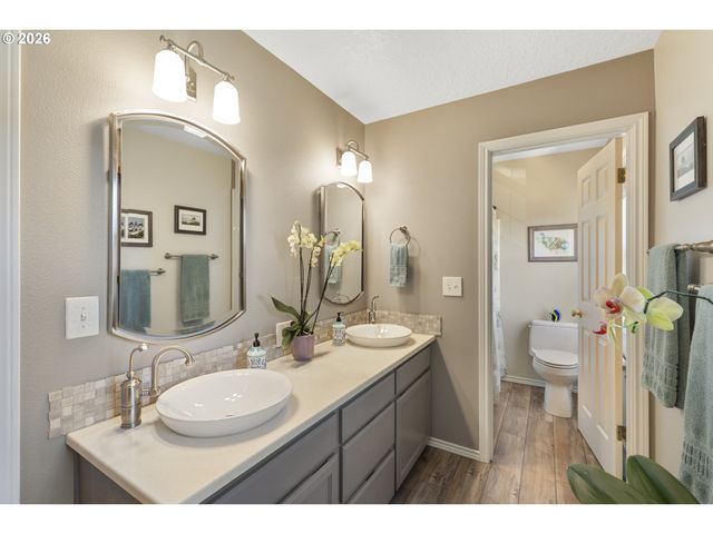 14917 Se BRACKENBUSH Rd, Clackamas, OR 97015