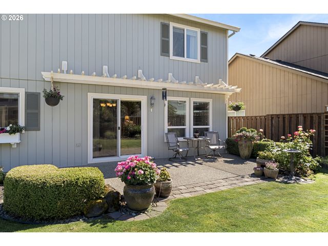 14917 Se BRACKENBUSH Rd, Clackamas, OR 97015