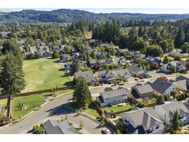 14917 Se BRACKENBUSH Rd, Clackamas, OR 97015