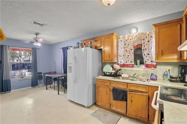 1609 Kennedy Avenue, Mcallen, TX 78501
