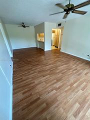 1113 Green Pine Blvd H2, West Palm Beach, FL 33409