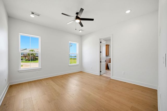 9814 Tulum Court, Galveston, TX 77554