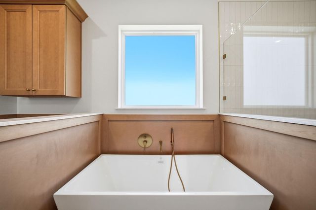 9814 Tulum Court, Galveston, TX 77554
