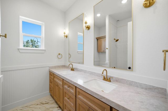9814 Tulum Court, Galveston, TX 77554