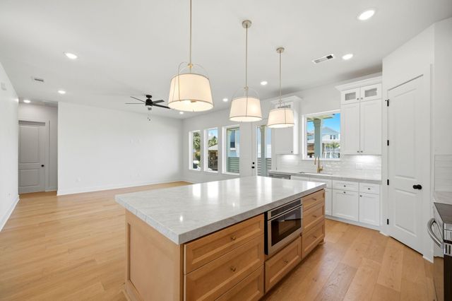 9814 Tulum Court, Galveston, TX 77554
