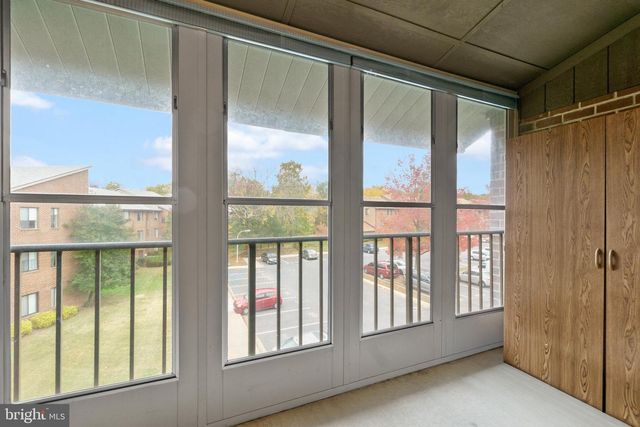 15300 BEAVERBROOK CT #88-3F, Silver Spring, MD 20906